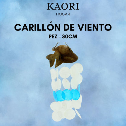 CARILLÓN DE VIENTO DE COCO Y CAPIZ - PEZ - 30CM
