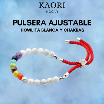 PULSERA AJUSTABLE DE HILO - HOWLITA BLANCA Y CHAKRAS