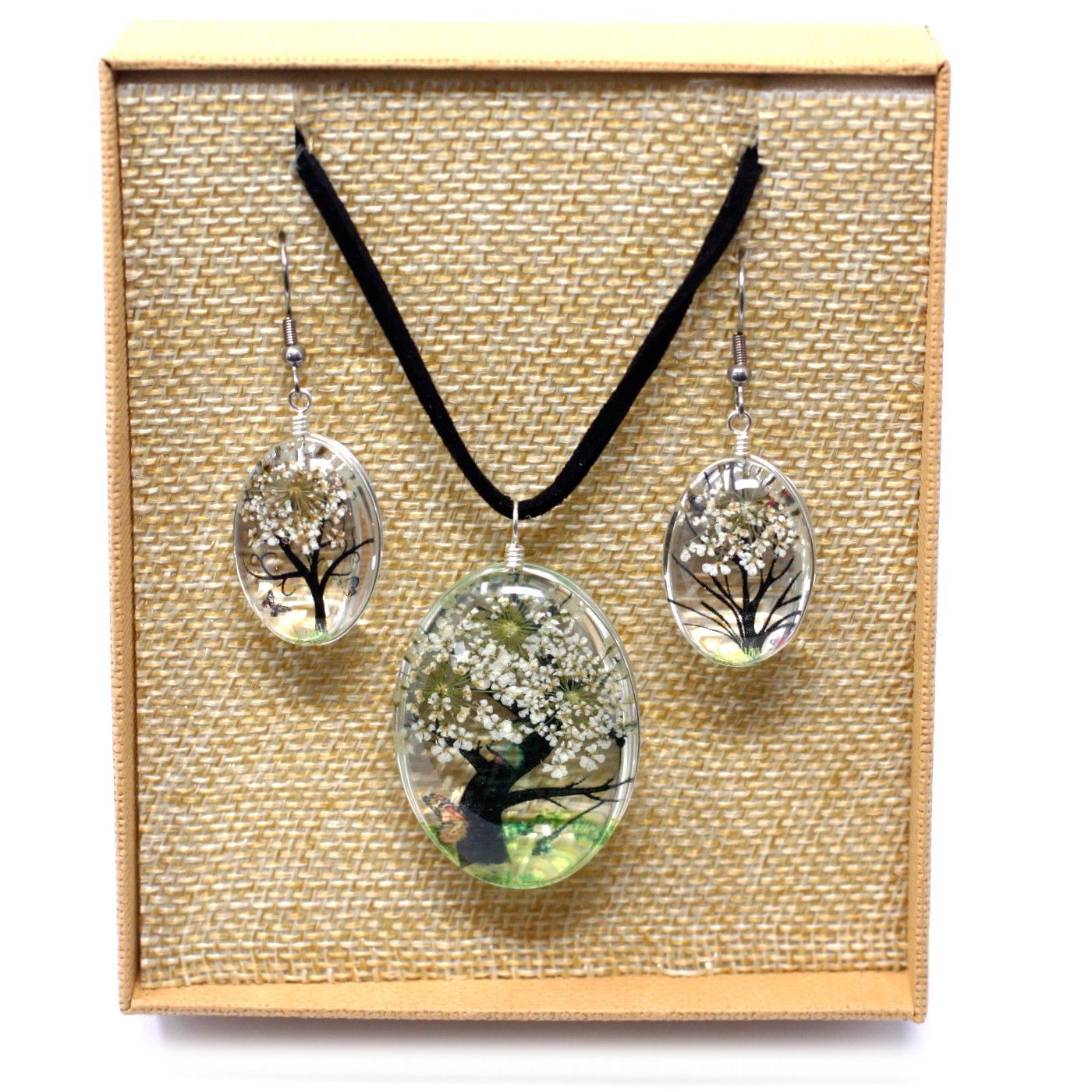 PENDIENTES Y COLLAR DE FLORES PRENSADAS - ÁRBOL DE LA VIDA BLANCO
