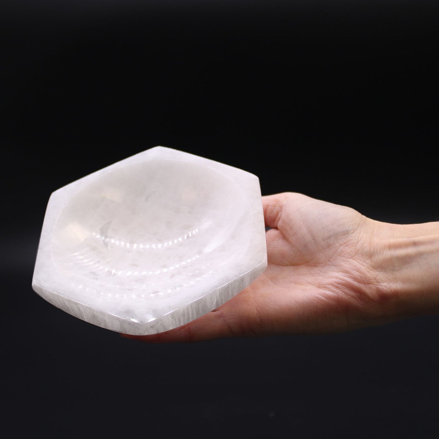 CUENCO SELENITA - HEXAGONAL 15CM