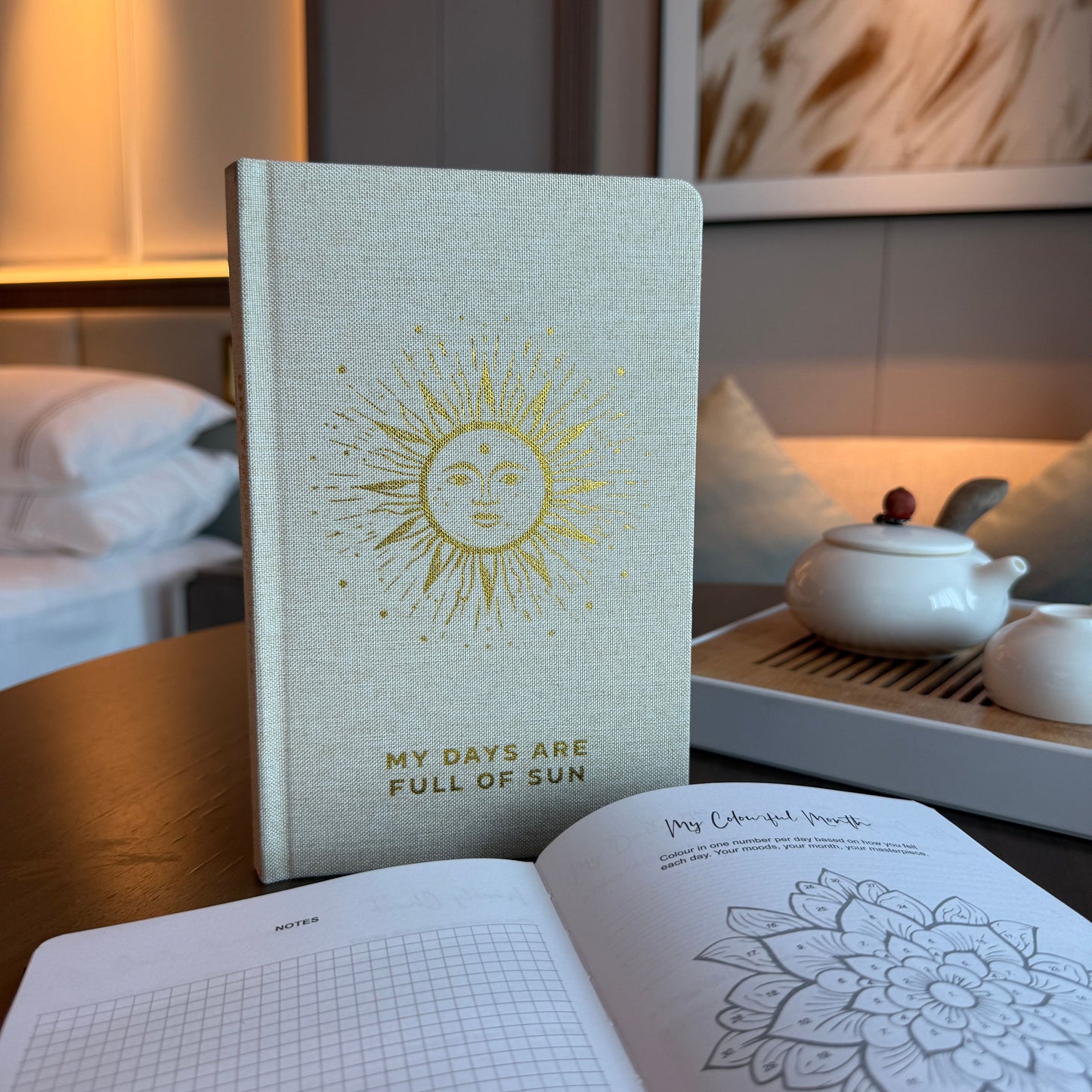 CUADERNO DE BIENESTAR Y GRATITUD - MIS DÍAS ESTÁN LLENOS DE SOL - 120 PÁGINAS
