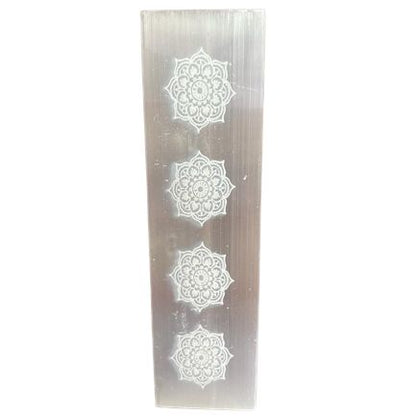 PLACA DE CARGA SELENITA - MANDALA 15CM
