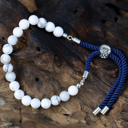 PULSERA AJUSTABLE DE HILO - HOWLITA BLANCA